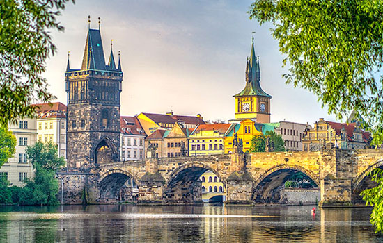 7-Day European Highlights Tour From Frankfurt: Germany, Czech Republic, Slovakia, Hungary, Austria And Switzerland